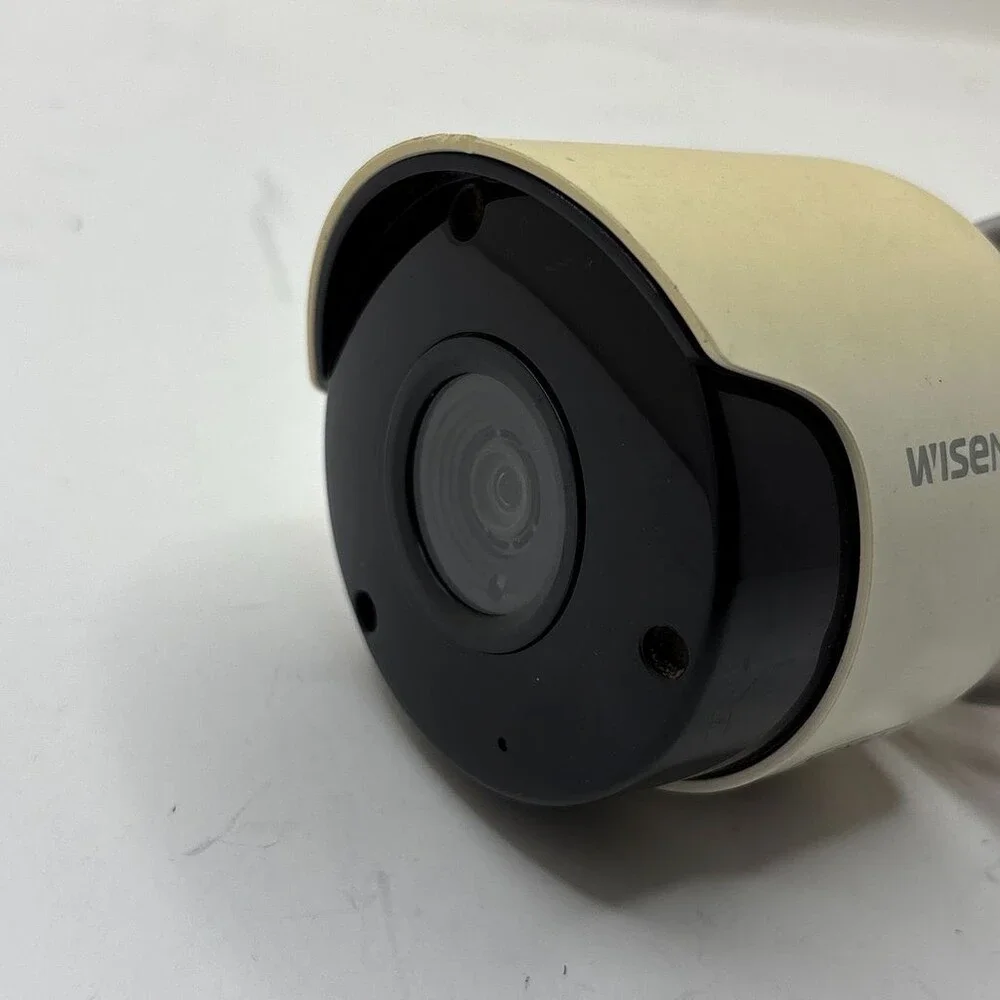 Wisenet SDC-89446BF Bullet White Camera Digital Color CCTV BNC & DC Power